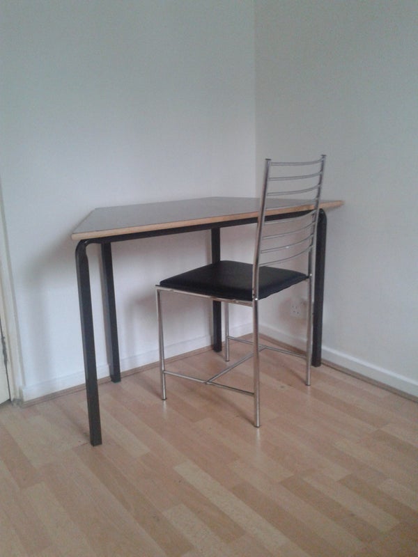 Photo 1: Single Room 