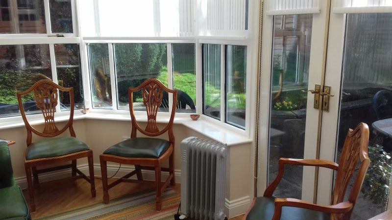 Photo 1: Conservatory TV lounge or chill room shared