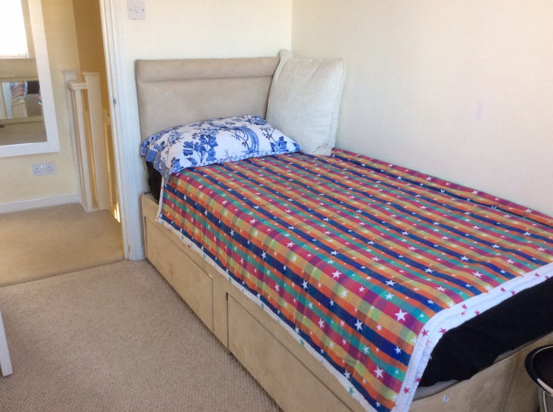 Room To Rent In Beckton Room To Rent In Beckton