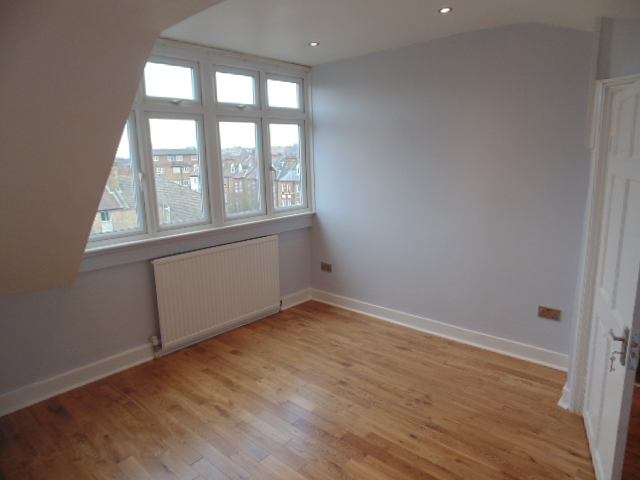 Photo 1: BEDROOM 1