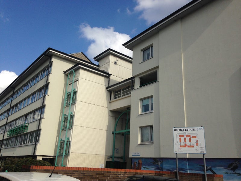 Photo 1: Property