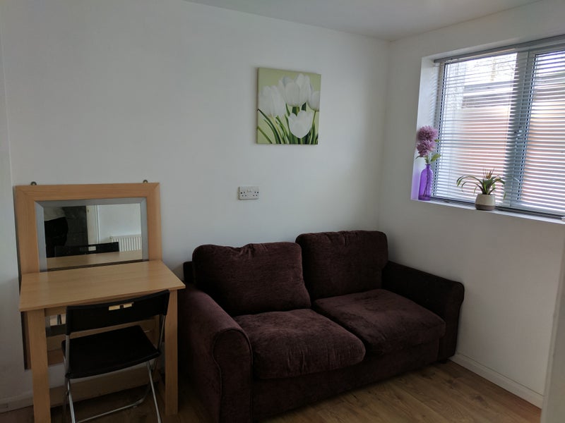 Ensuite Double Room To Rent In Slough Ensuite Double Room To Rent In Slough