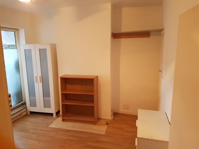 Single Room For Rent In Plumstead Single Room For Rent In Plumstead