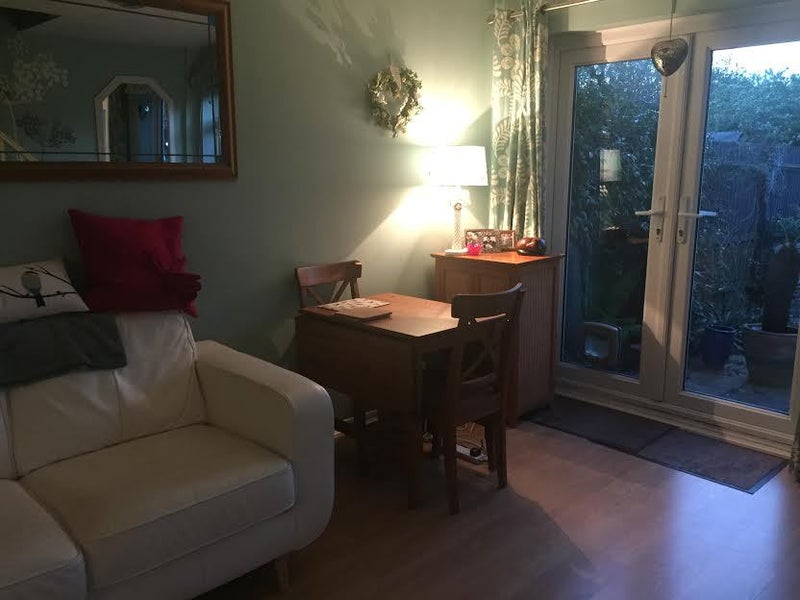 Single Room Mon Fri Only Goldsworth Park Woking Spareroom