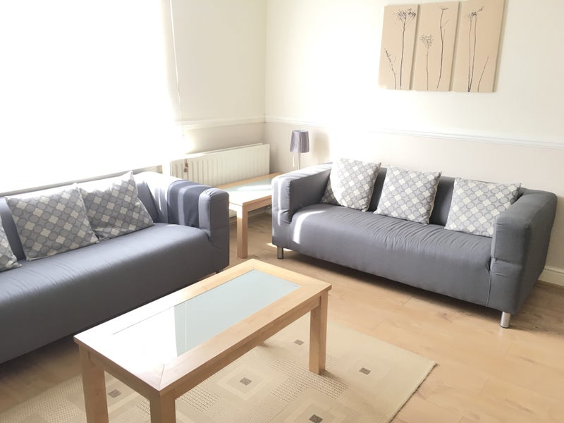 Photo 1: Living room