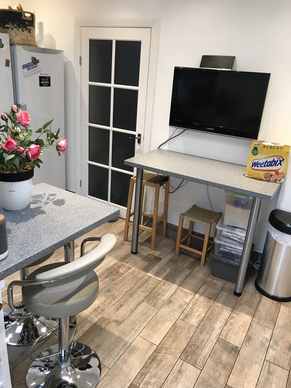 'Streatham Vale (SW16 5HG)' Room to Rent from SpareRoom