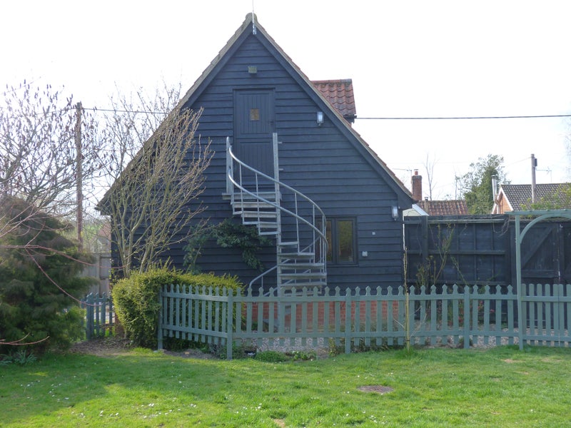 Photo 1: Outside View