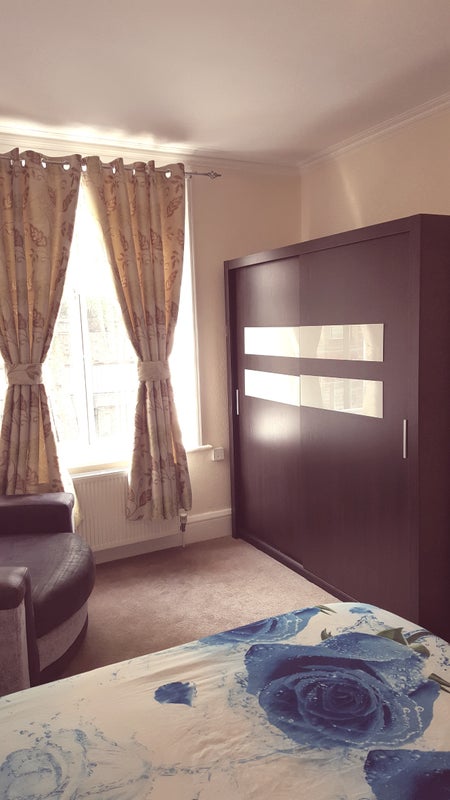 One Room To Rent In Woolwich One Room To Rent In Woolwich