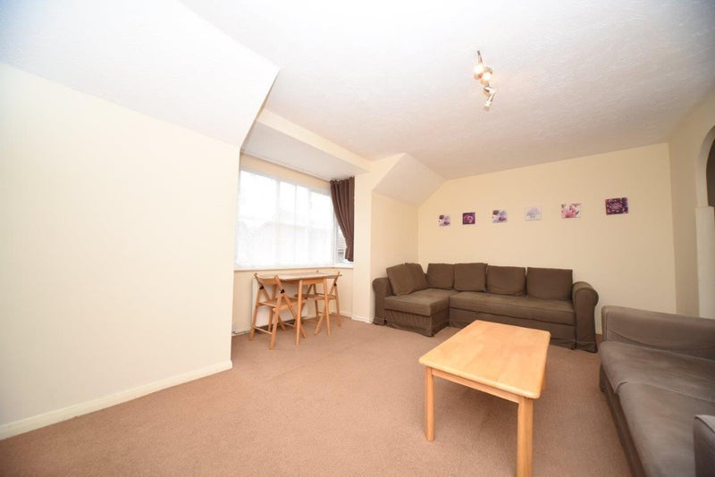 Room For Rent In Kingsbury Room For Rent In Kingsbury