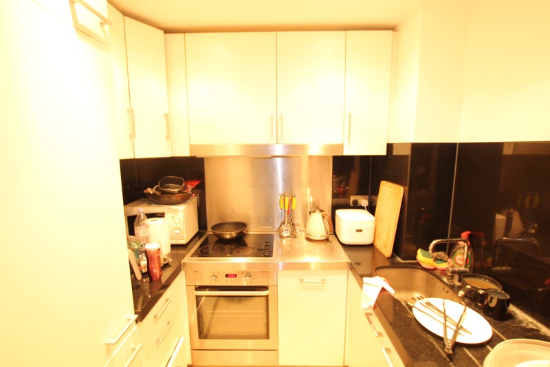 Room To Rent In New Providence Wharf Field And May Room To Rent In New Providence Wharf Field And May