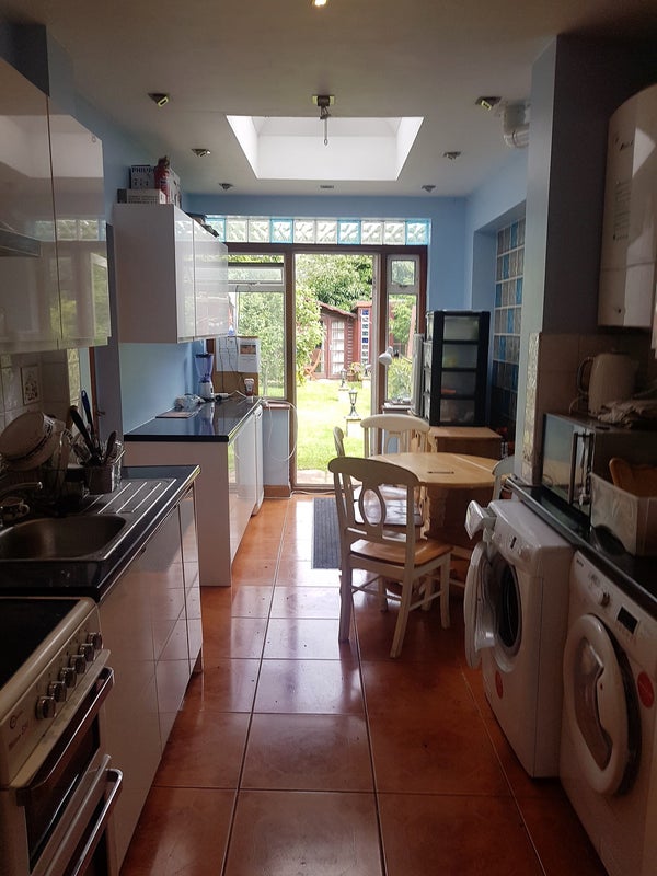 Photo 1: double size kitchen