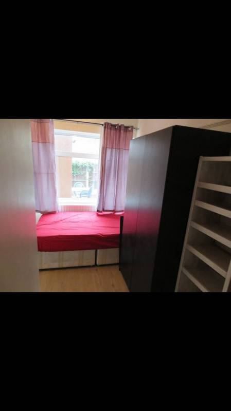 Ensuite Room To Rent In Canary Wharf Ensuite Room To Rent In Canary Wharf
