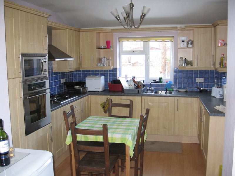 'Rooms in Beeston near White Rose Centre' Room to Rent from SpareRoom