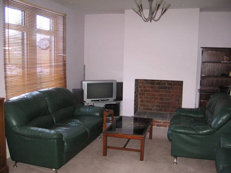 'Rooms in Beeston near White Rose Centre' Room to Rent from SpareRoom