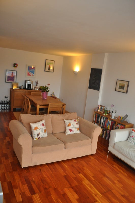 'Gainsborough Studios West, N1 5EA £450 pw' Room to Rent from SpareRoom