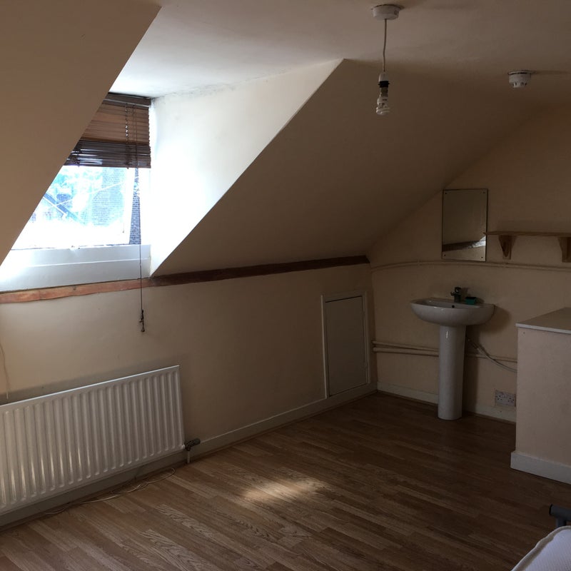 Bed Room House To Rent In Hertford Bed Room House To Rent In Hertford