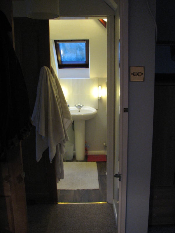 Double Room To Rent In Guildford For Couples Double Room To Rent In Guildford For Couples