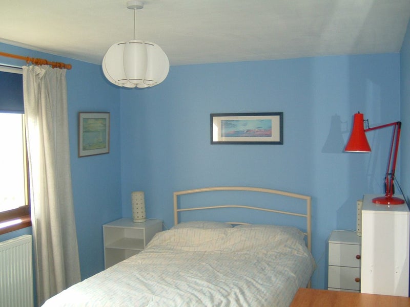 Photo 1: Bed area