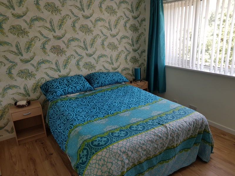 'Double room in Little Sutton' Room to Rent from SpareRoom