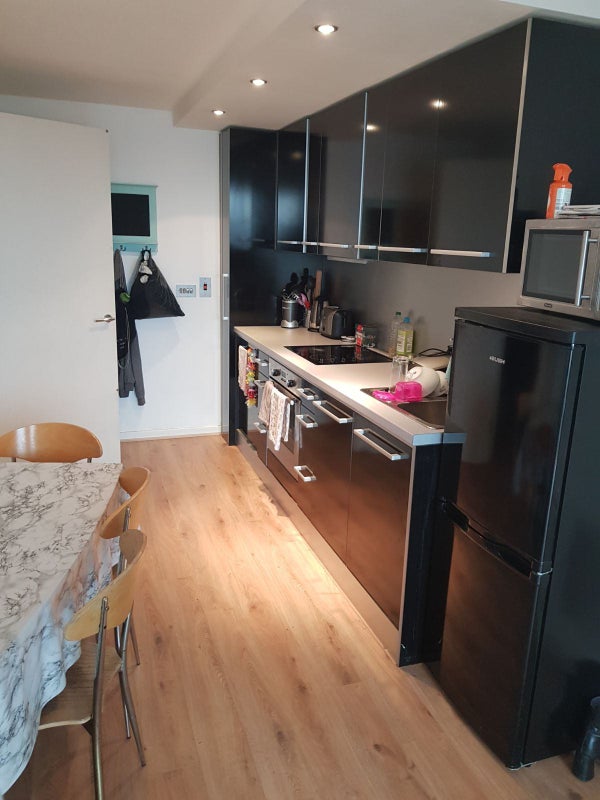 'Double ensuite bedroom leeds city centre' Room to Rent from SpareRoom