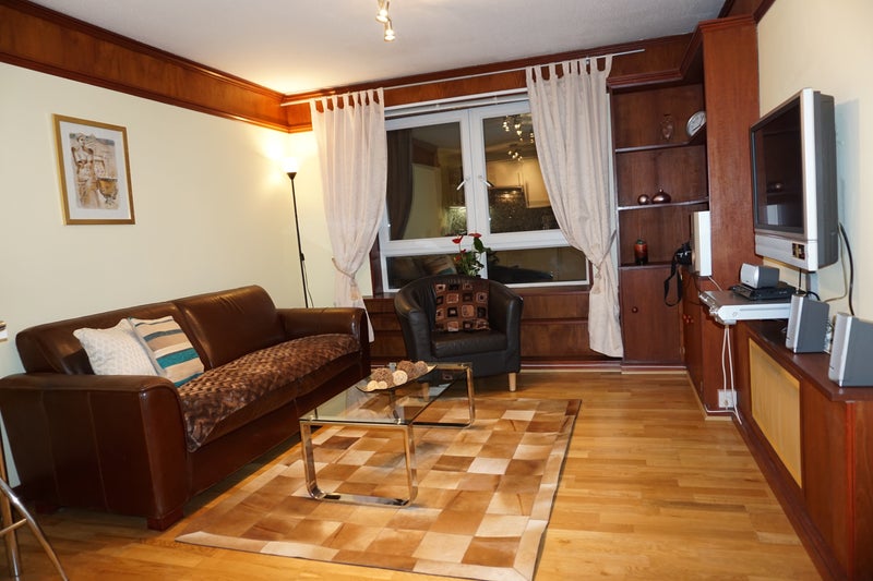 'Room in a flat with shared living room in ZONE 1' Room to Rent from