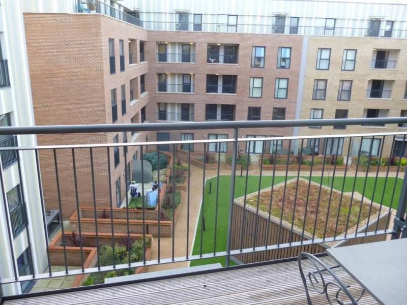 'Double Room Ensuite next Queens Hospital,ROMFORD' Room to Rent from