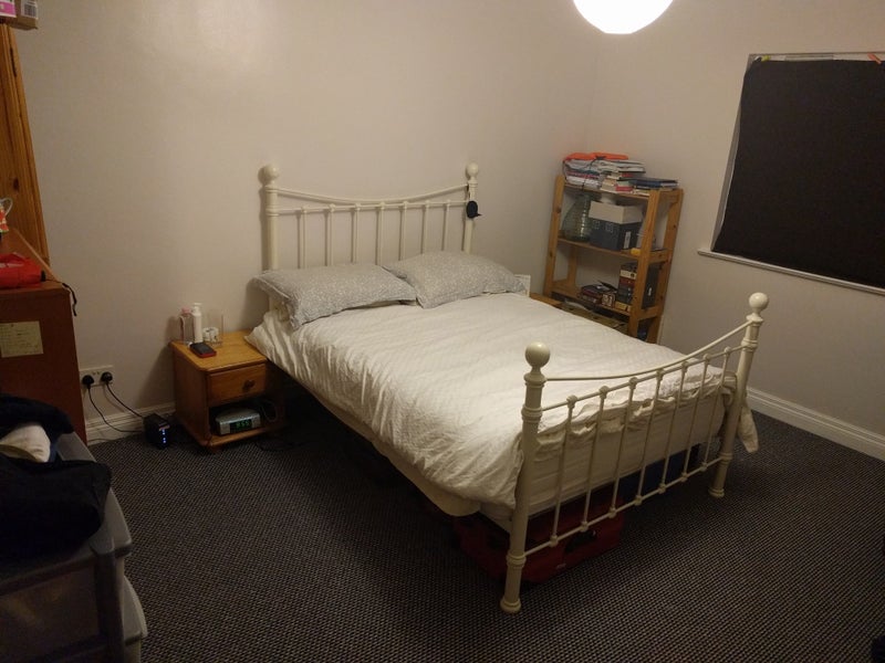 Double Room To Rent For A Couple In Manchester Double Room To Rent For A Couple In Manchester