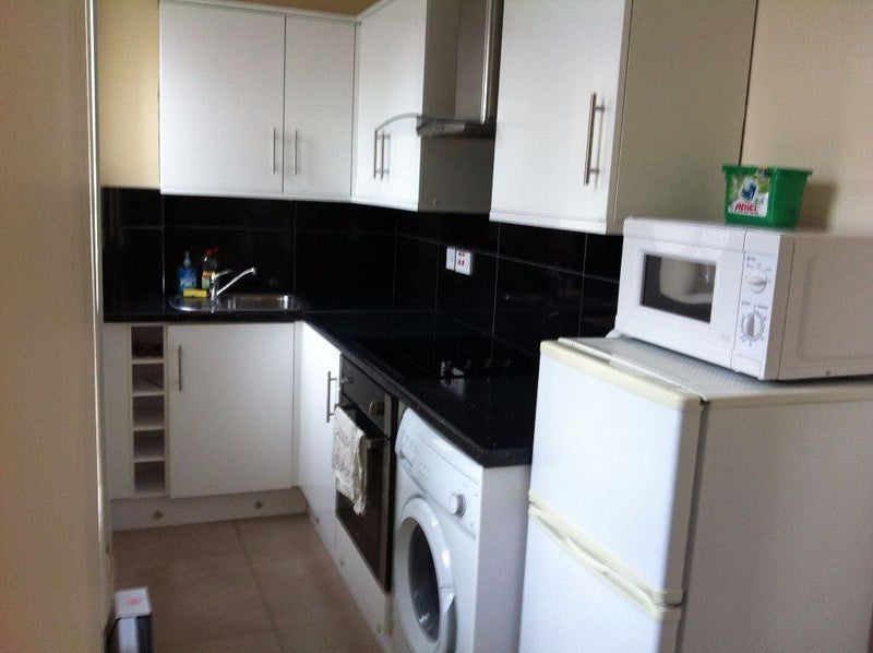 Studio Flat With Separate Kitchen In East London Studio Flat With Separate Kitchen In East London