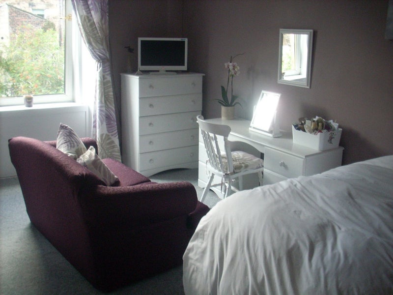 'Mrs Jennifer Lamont' Room to Rent from SpareRoom