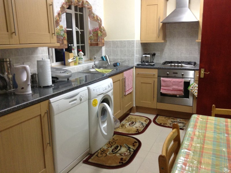 Photo 1: Kitchen