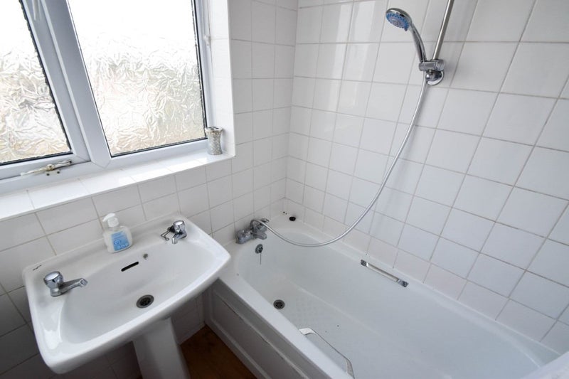 Photo 1: Bathroom