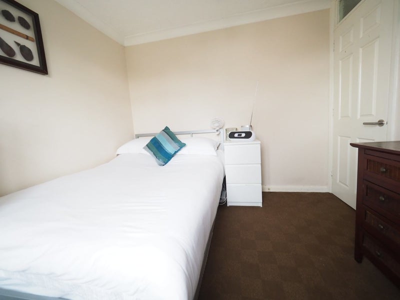 'Double Room To Rent In Large 4 Bed House' Room to Rent from SpareRoom