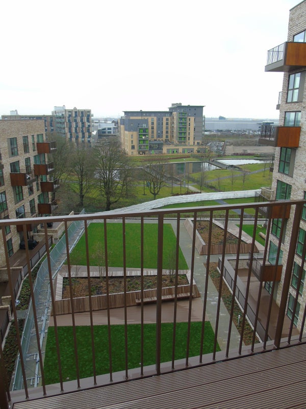 Luxury 1 Bedroom Apartment Dss Accepted****' Room to Rent from SpareRoom