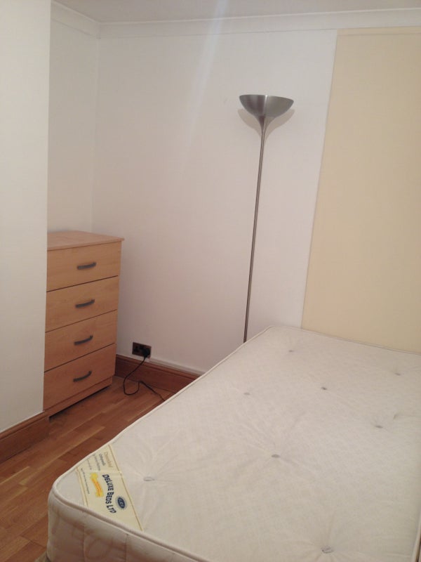 Single Room For Rent In Ealing Single Room For Rent In Ealing