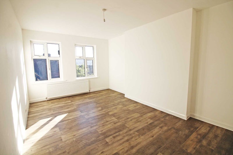 Double Room To Rent In Croydon For Couple Double Room To Rent In Croydon For Couple