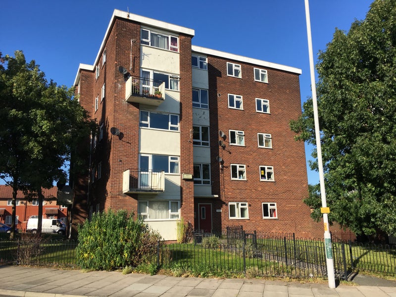 'Studio Flat in £180 PCM' Room to Rent from SpareRoom