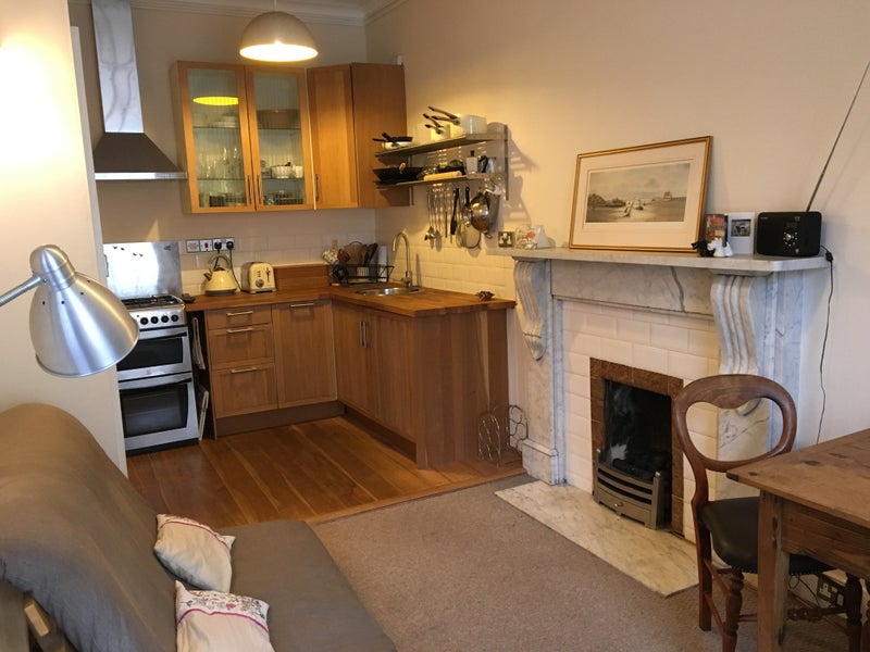 'Charming Studio Central Totnes ' Room to Rent from SpareRoom