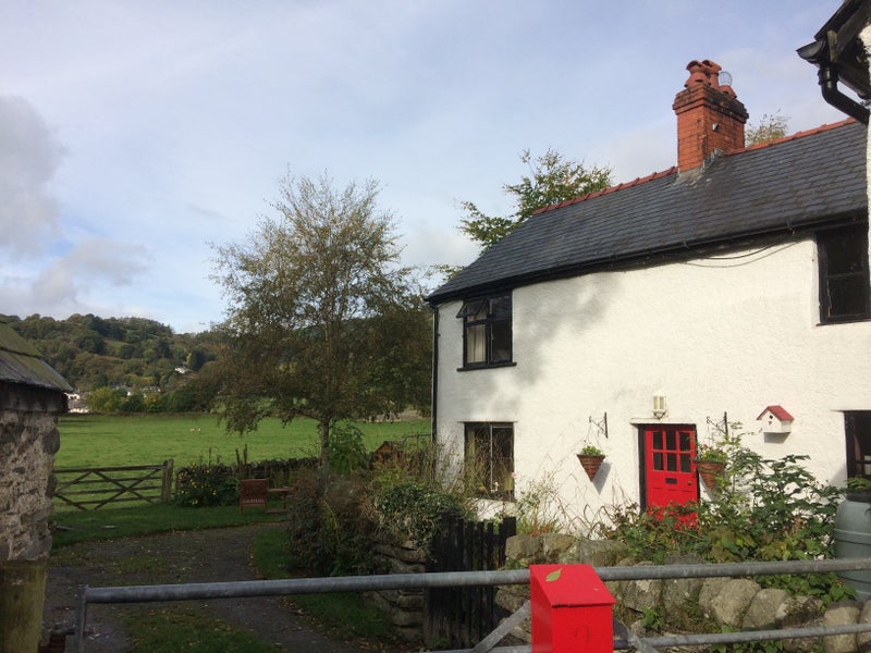 Live The Good Life In A Beautiful Country Cottage Spareroom