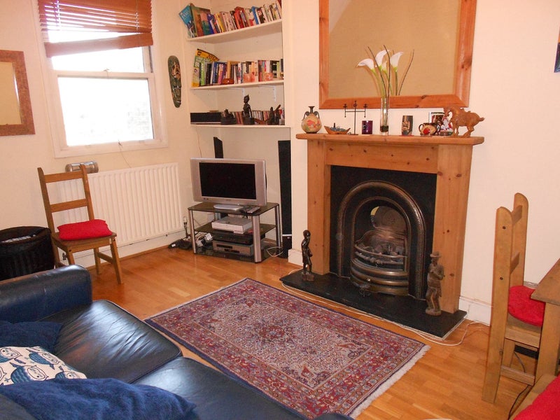 'Double Rooms Clapham Junction / Battersea £975 ' Room to Rent from
