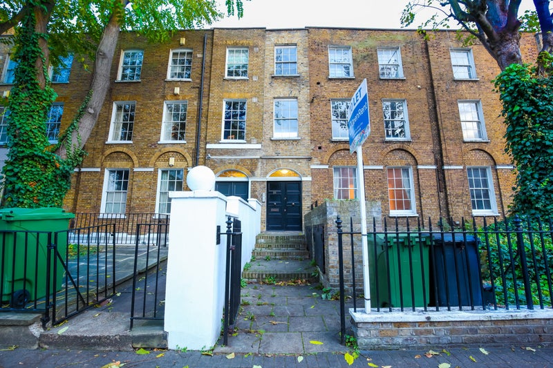 2 bed flat georgian conversion london sw9 room to rent from