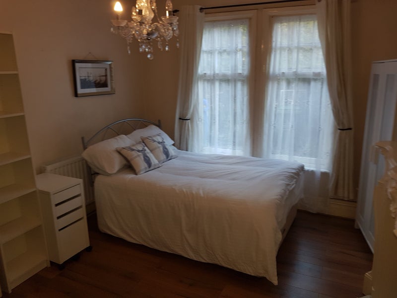 'Halton village runcorn 300pcm no deposit. ' Room to Rent from SpareRoom