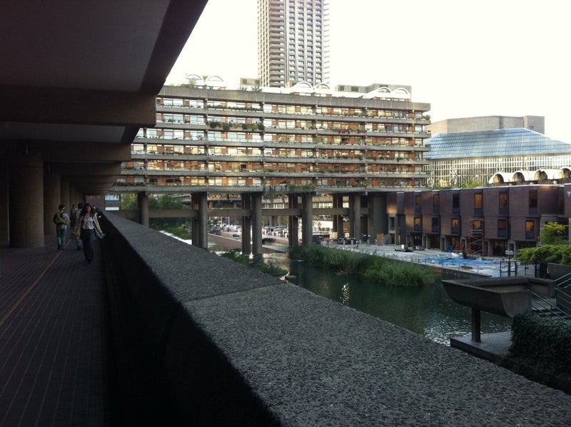 'Barbican Studio Flat INC Heating' Room to Rent from SpareRoom