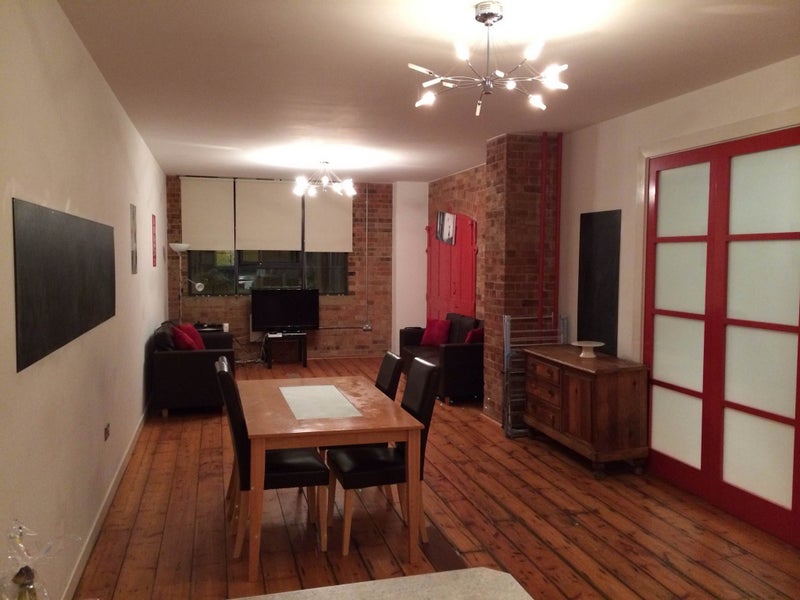 'E1 Zone 1 Wool House good sized double room' Room to Rent from