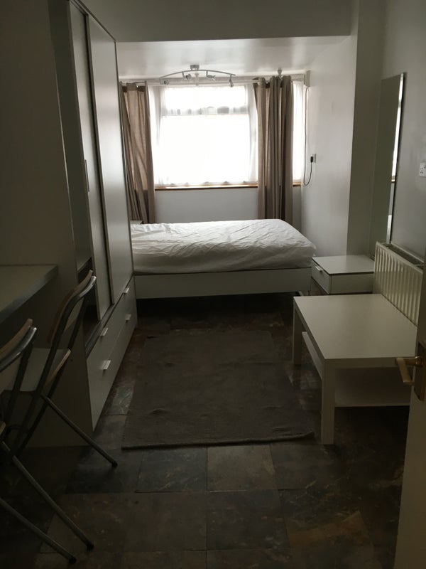 Photo 1: Room