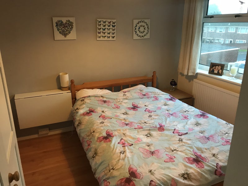 'Tidy house in Yate' Room to Rent from SpareRoom