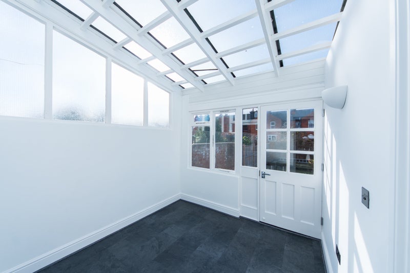 Photo 1: Garden Room