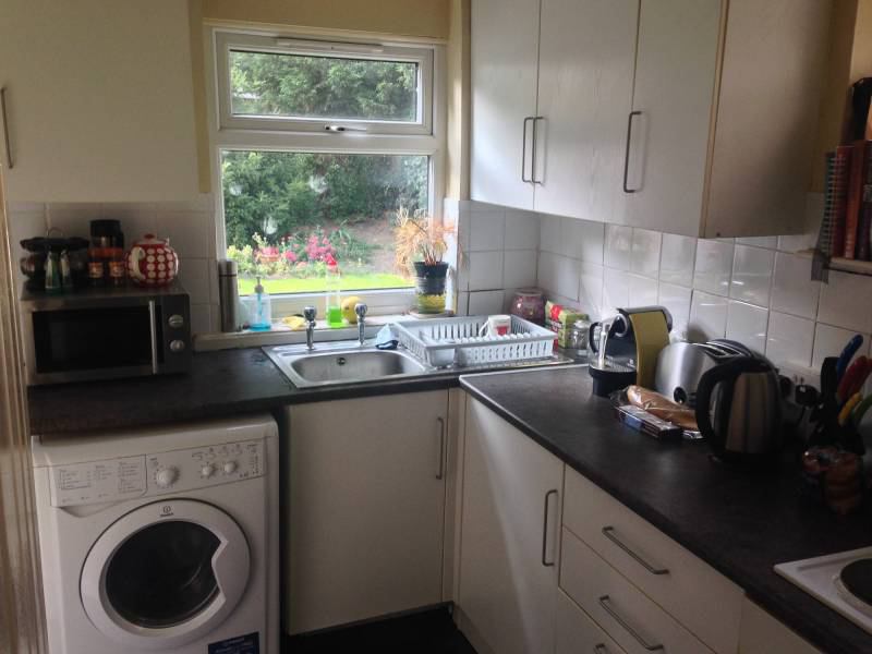 'Double room to rent in Clapham Abbeville Village' Room to Rent from