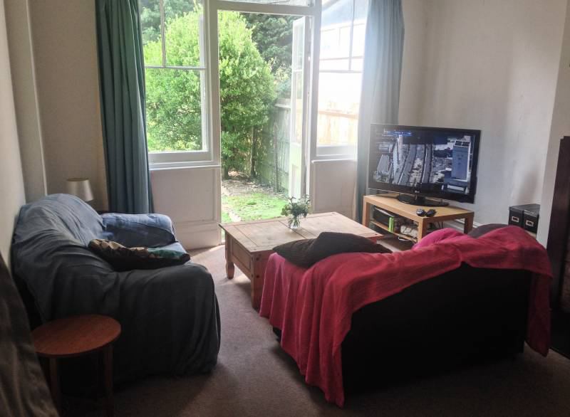 'Double room to rent in Clapham Abbeville Village' Room to Rent from