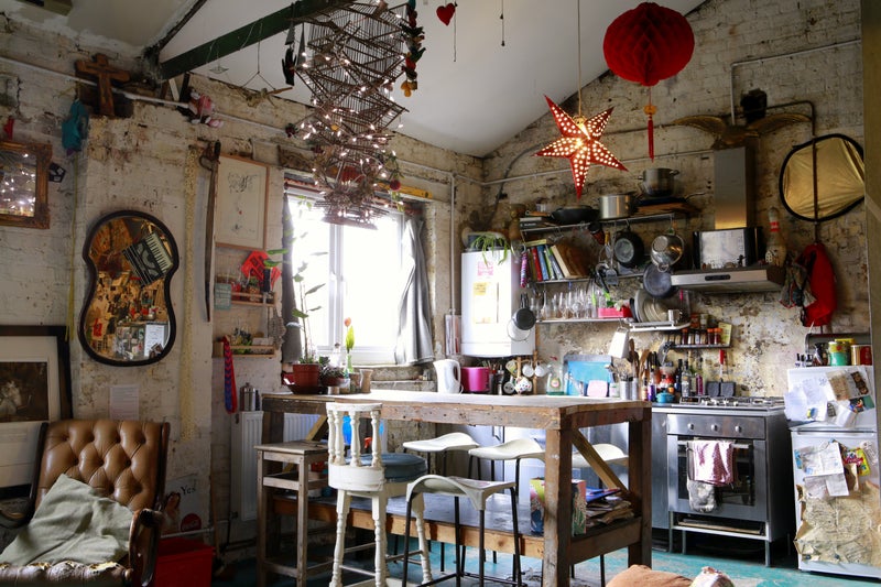 'Beautiful Hackney Wick Warehouse 2/3 month let' Room to Rent from