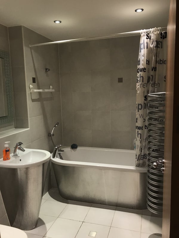 'Cardiff centralAltolusso apartment' Room to Rent from SpareRoom